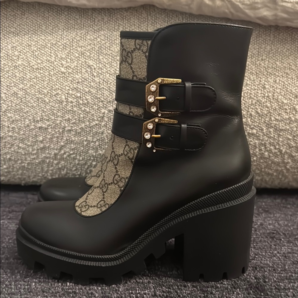 Gucci GG Supreme Leather Combat Boots - Picture 3 of 8
